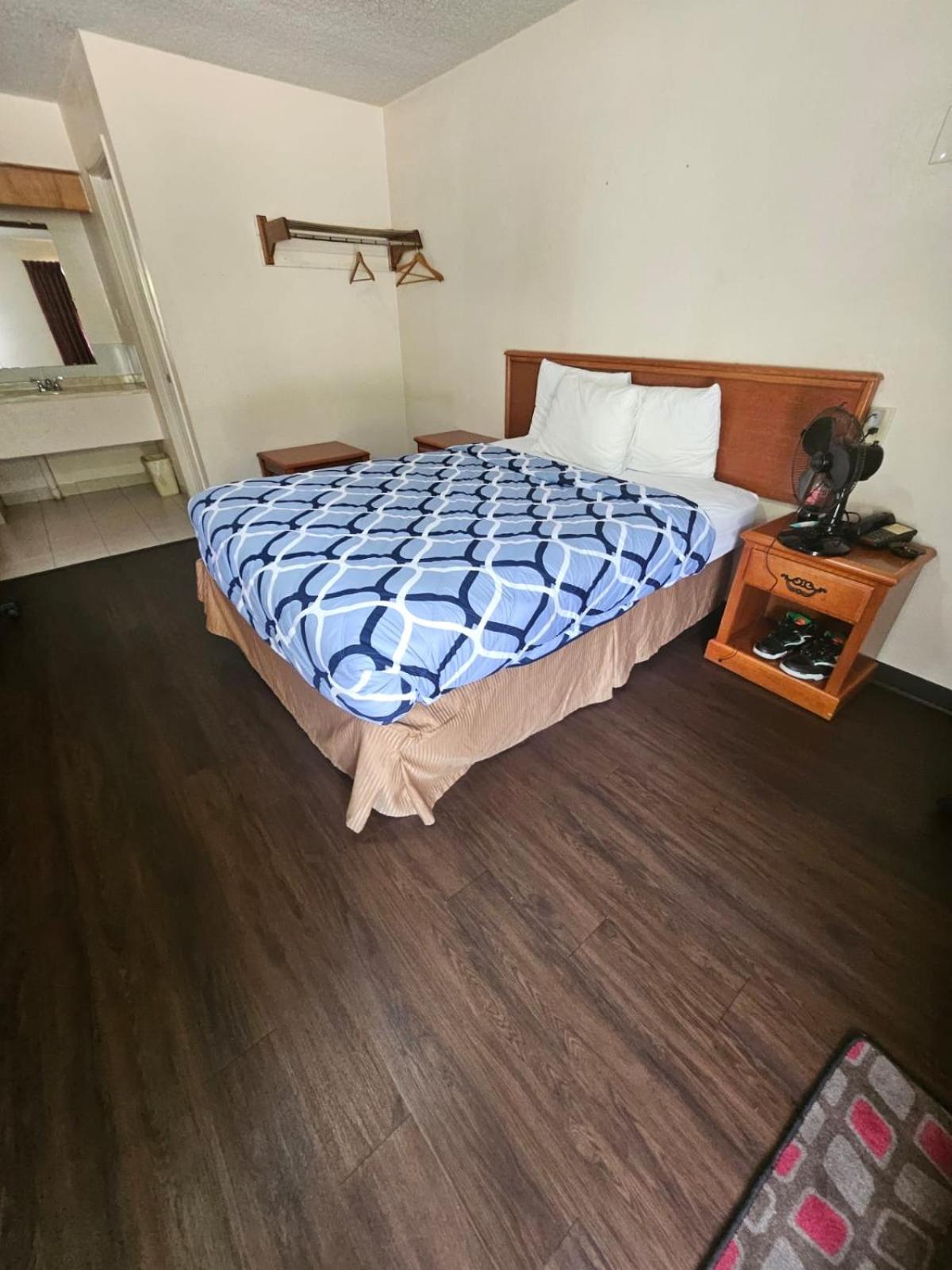 Regency Inn Jewett Extérieur photo
