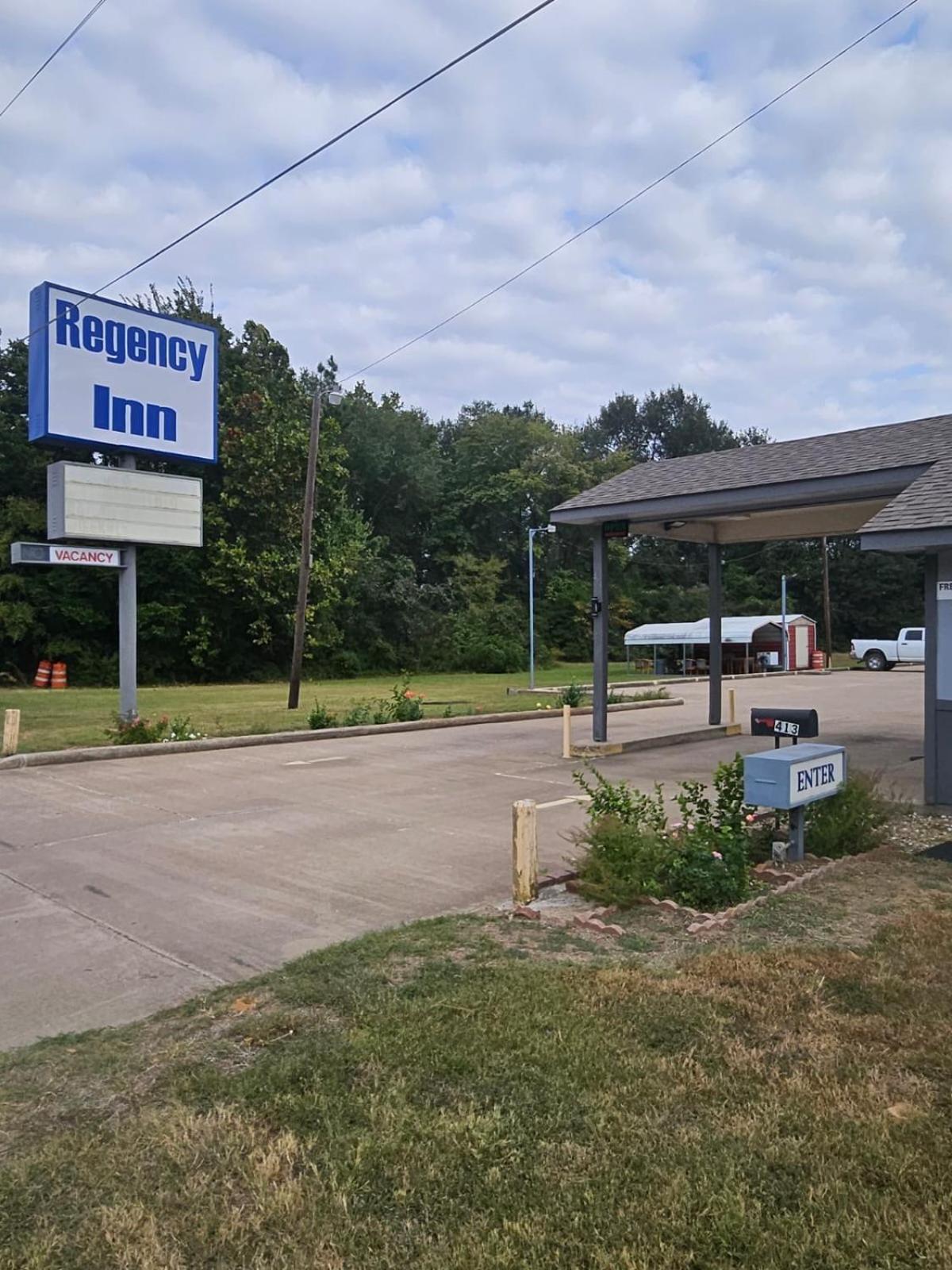 Regency Inn Jewett Extérieur photo