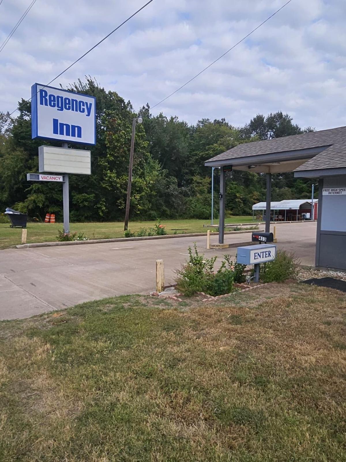 Regency Inn Jewett Extérieur photo